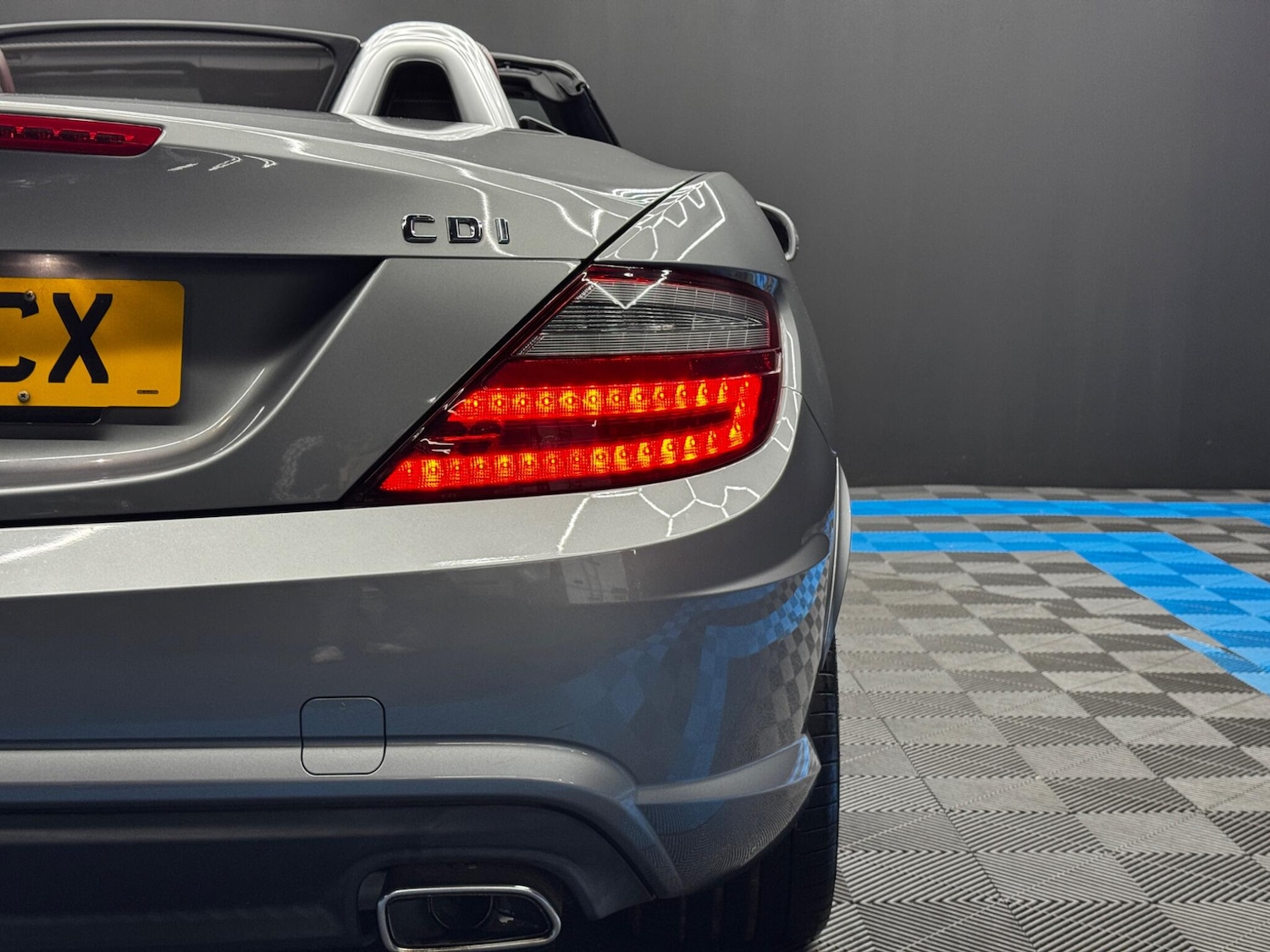 Used Mercedes-Benz SLK 2012 for sale - 76865304: Photo 38