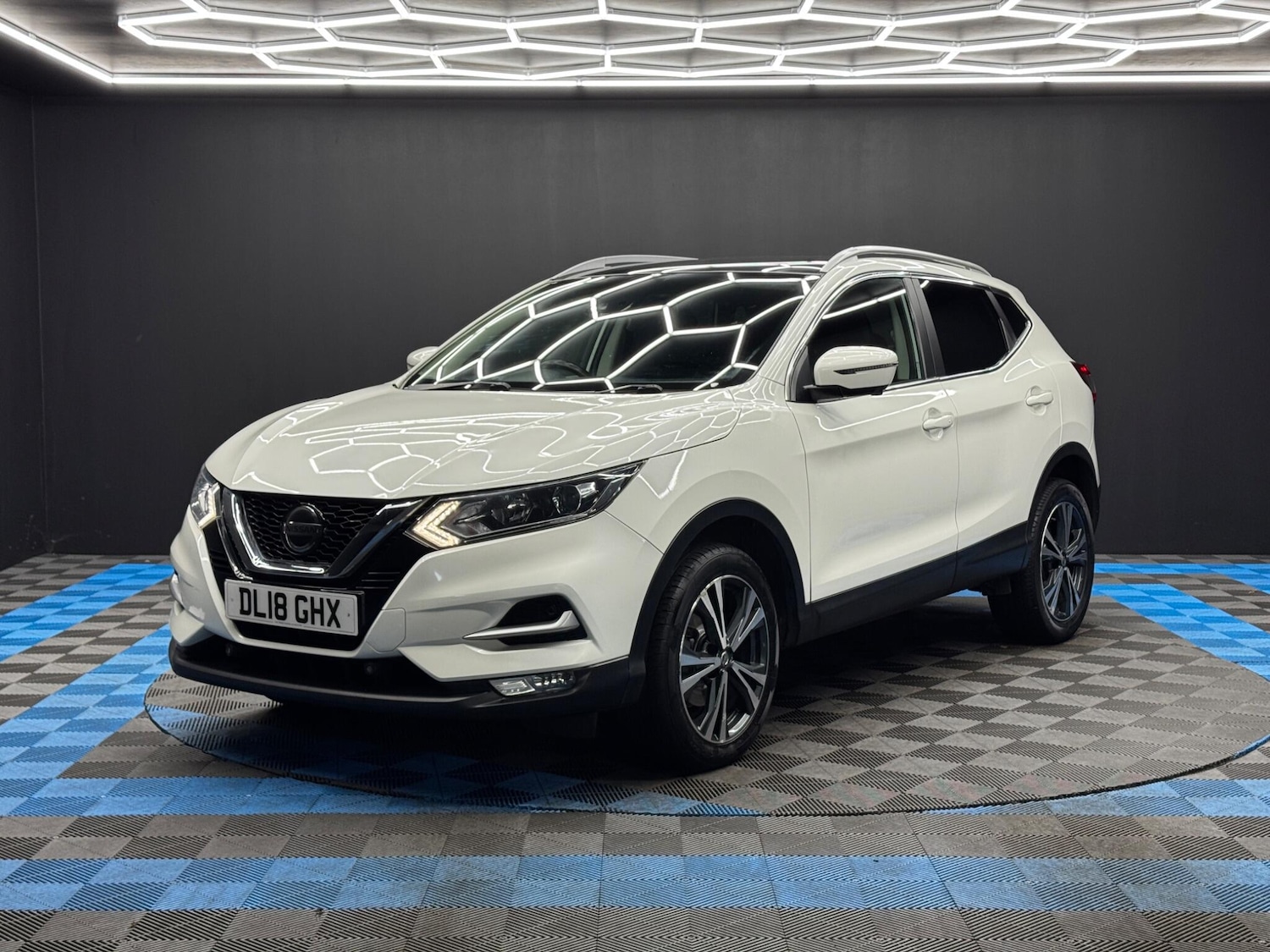 Used Nissan Qashqai 2018 for sale - 78086681: Photo 3