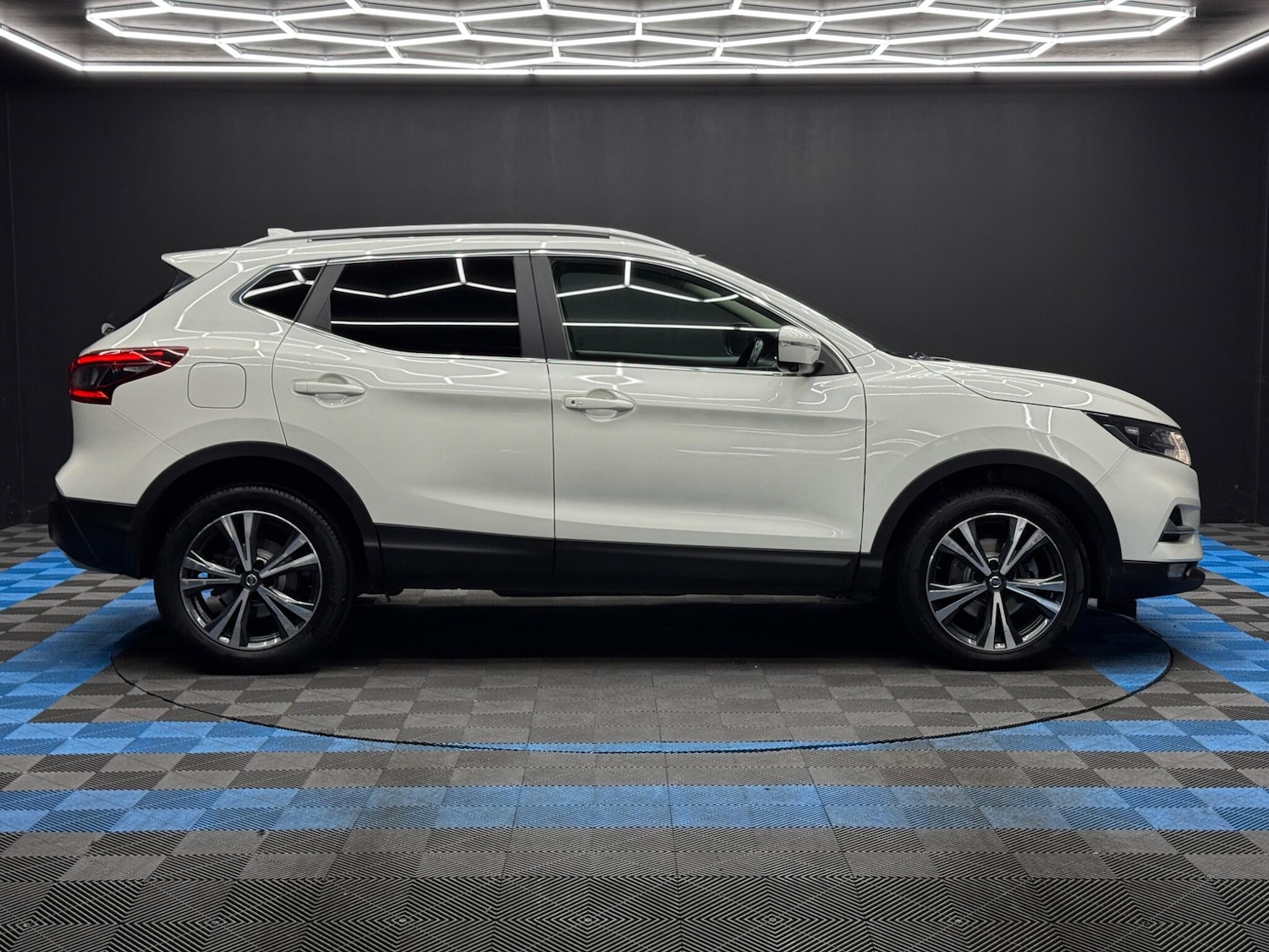 Used Nissan Qashqai 2018 for sale - 78086681: Photo 4