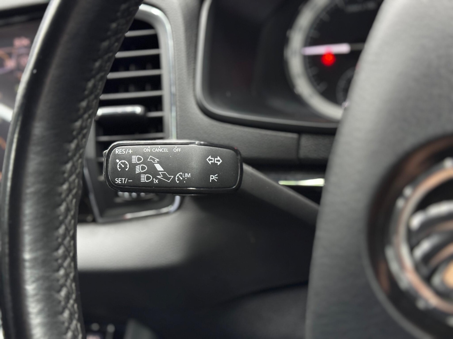 Used Skoda Karoq 2018 for sale - 76850416: Photo 22