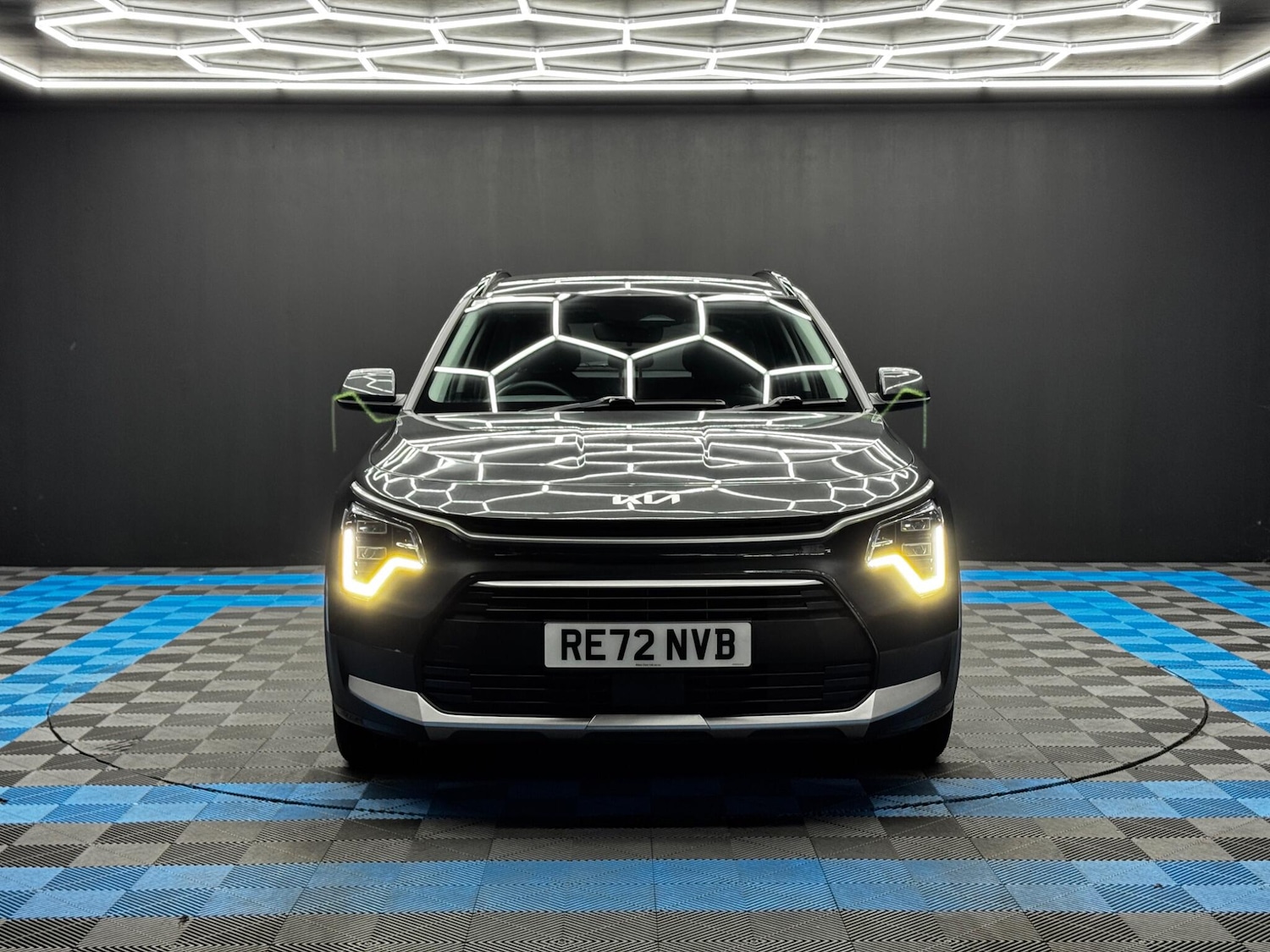 Used Kia Niro 2022 for sale - 76866227: Photo 2