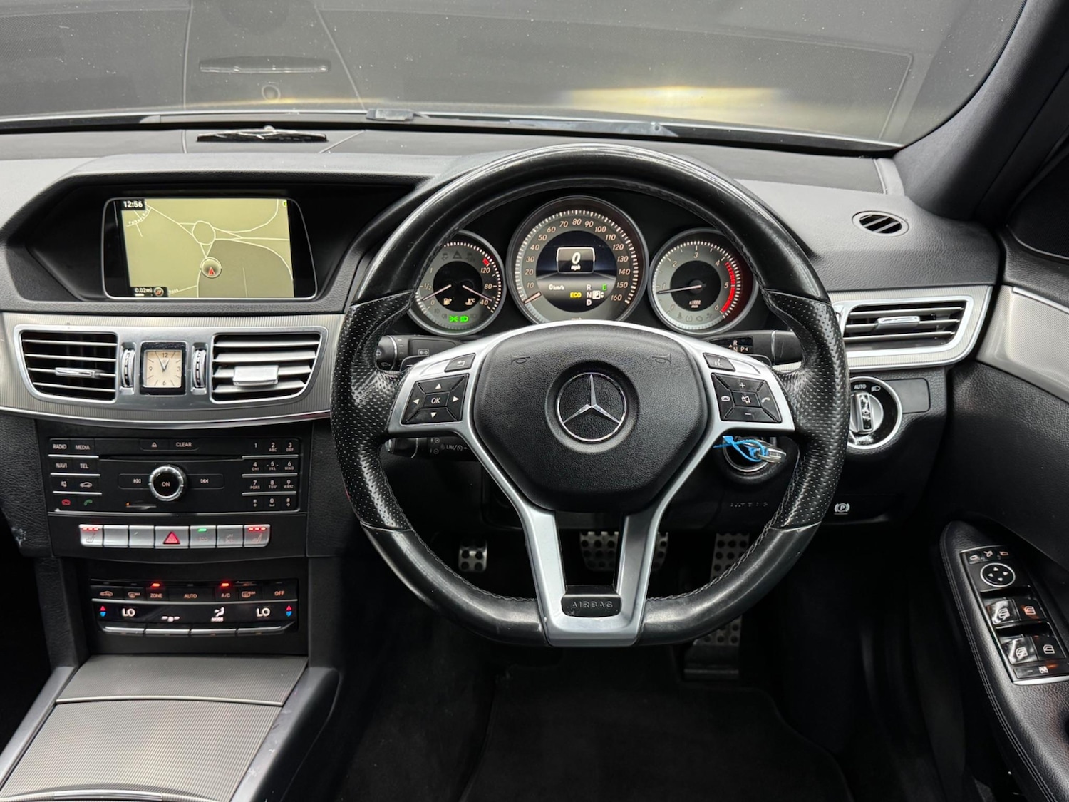 Used Mercedes-Benz E Class 2015 for sale - 77377656: Photo 17