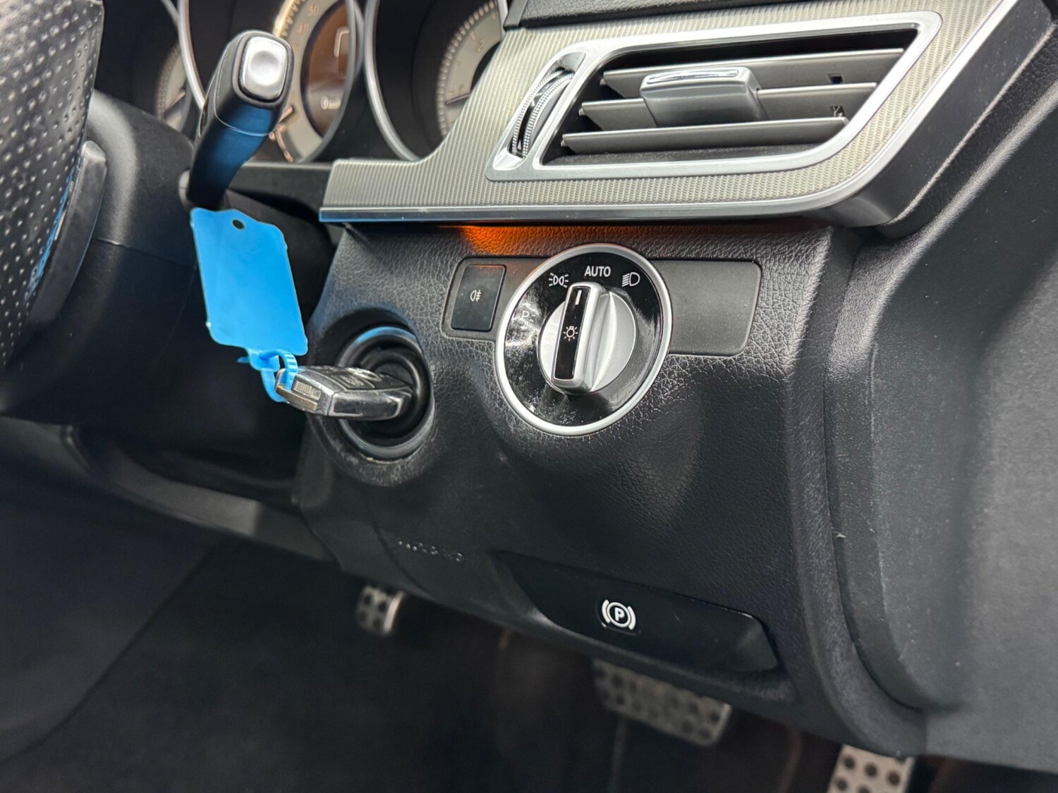 Used Mercedes-Benz E Class 2015 for sale - 77377656: Photo 23