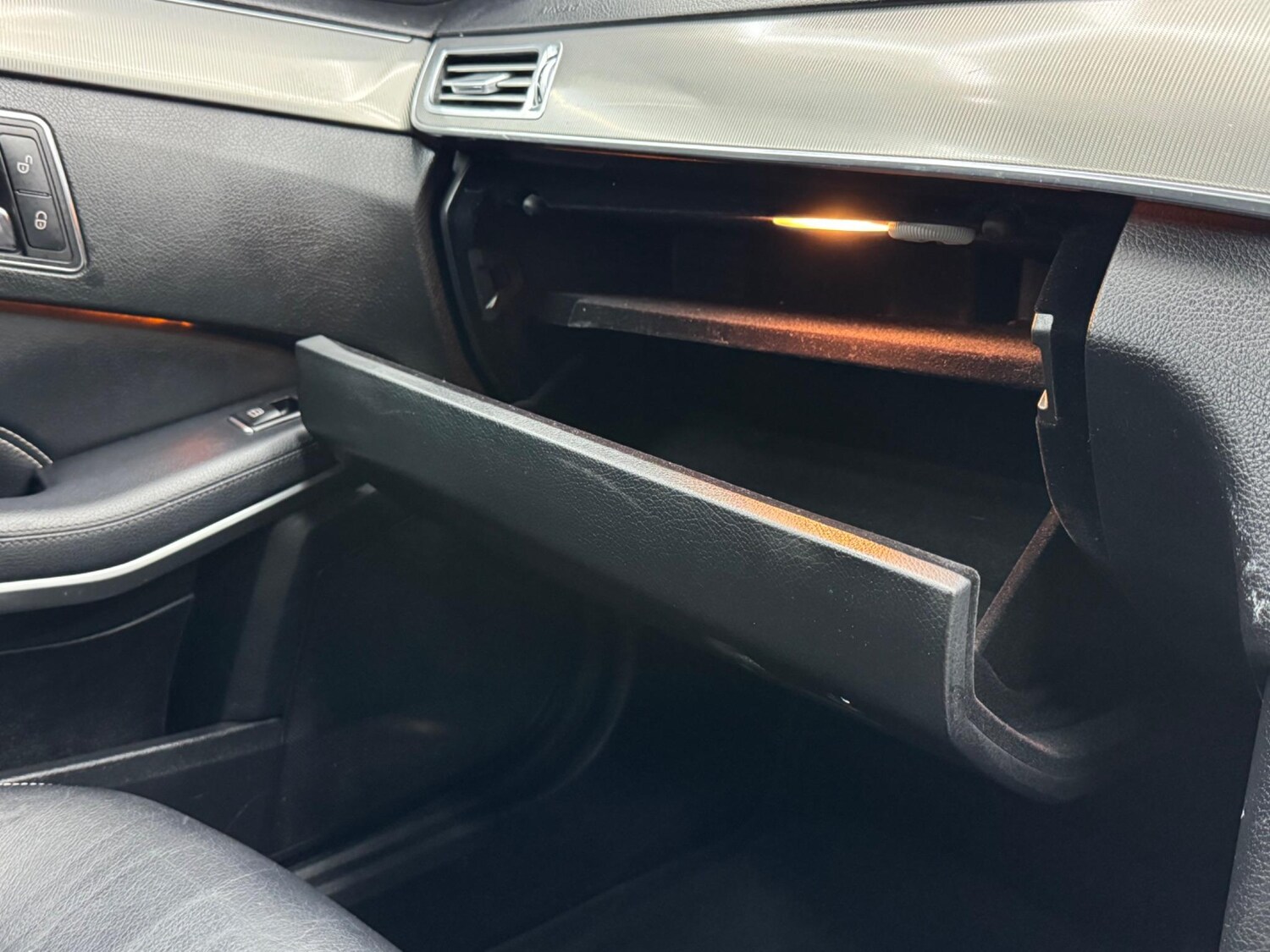 Used Mercedes-Benz E Class 2015 for sale - 77377656: Photo 36