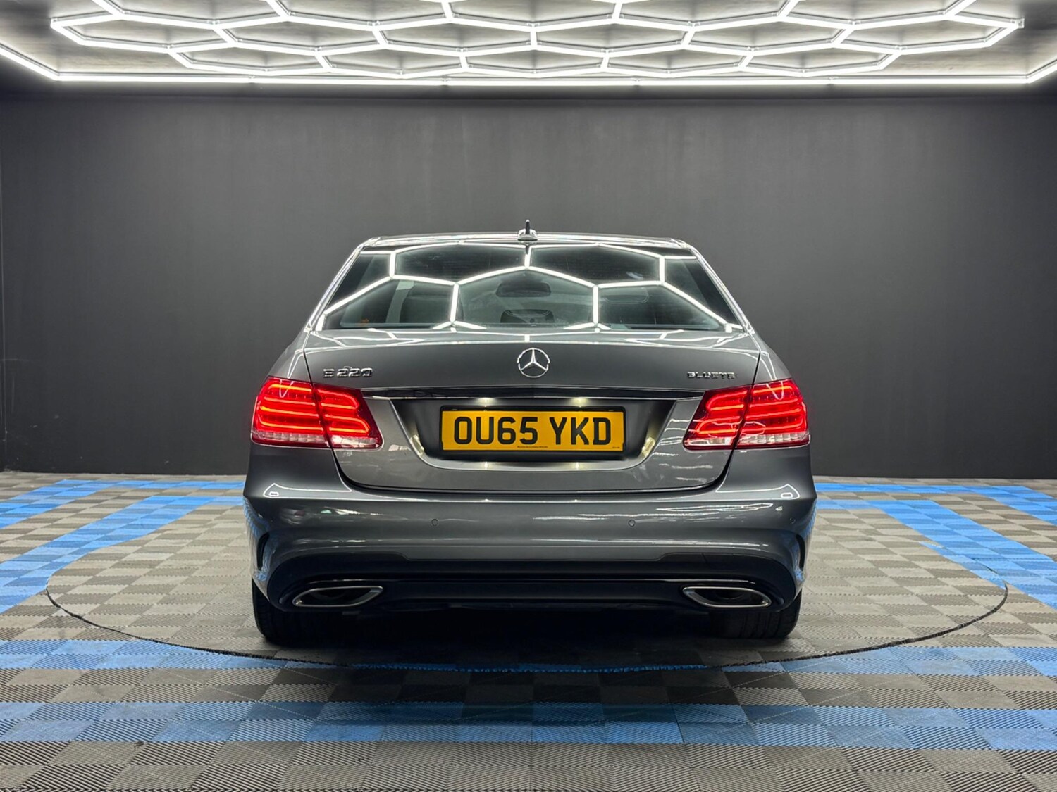 Used Mercedes-Benz E Class 2015 for sale - 77377656: Photo 6