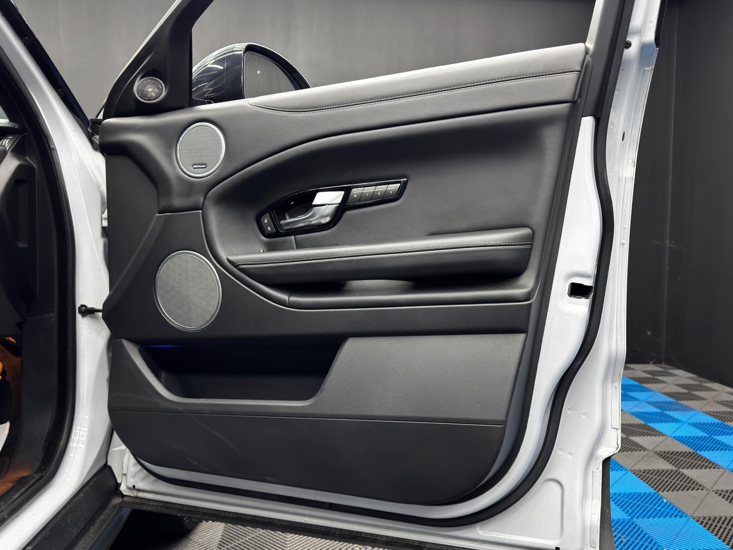 Used Land Rover Range Rover Evoque for sale - 76727295: Photo 43