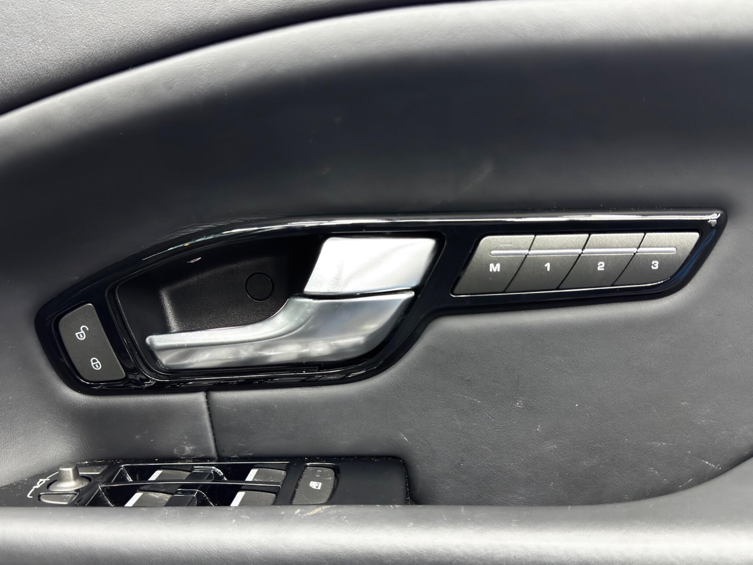 Used Land Rover Range Rover Evoque for sale - 76727295: Photo 45