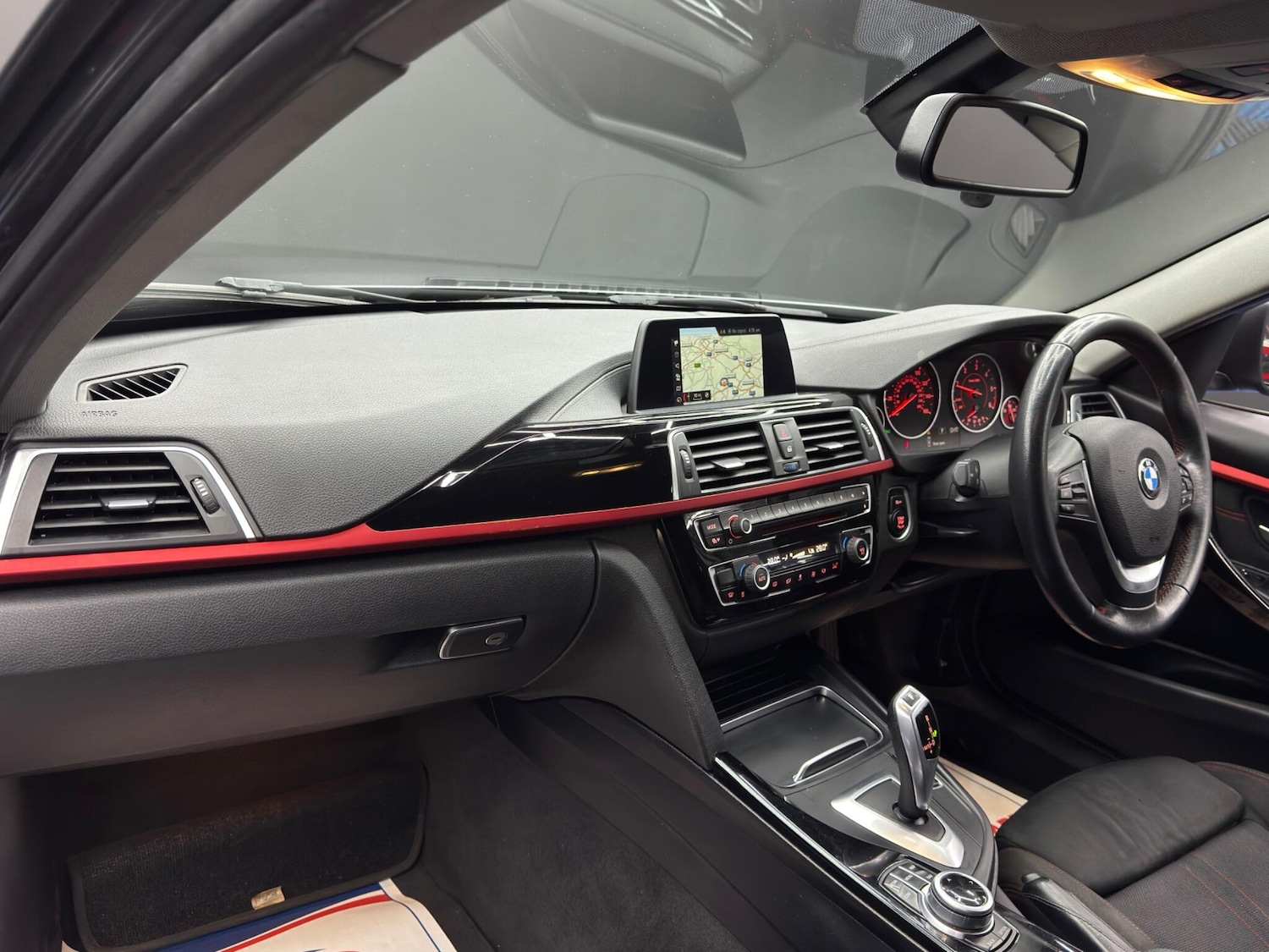 Used BMW 3 Series 2017 for sale - 77440978: Photo 11