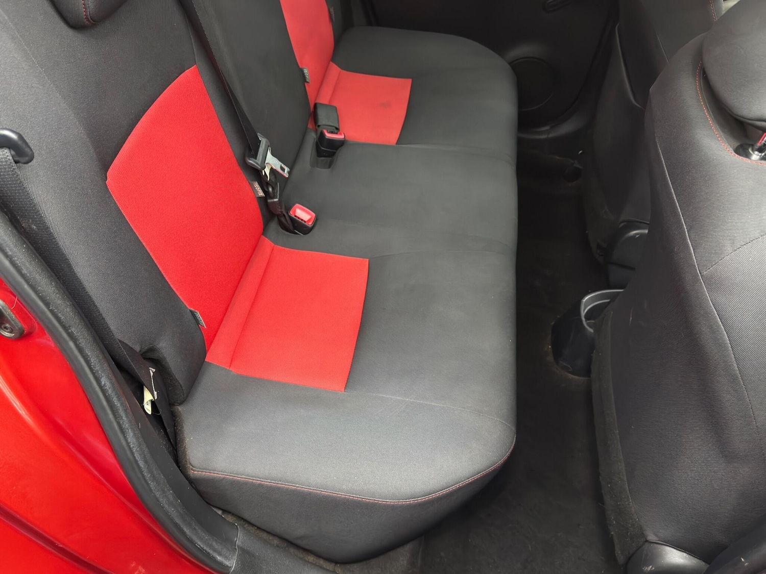 Used Toyota Yaris 2015 for sale - 77396407: Photo 16