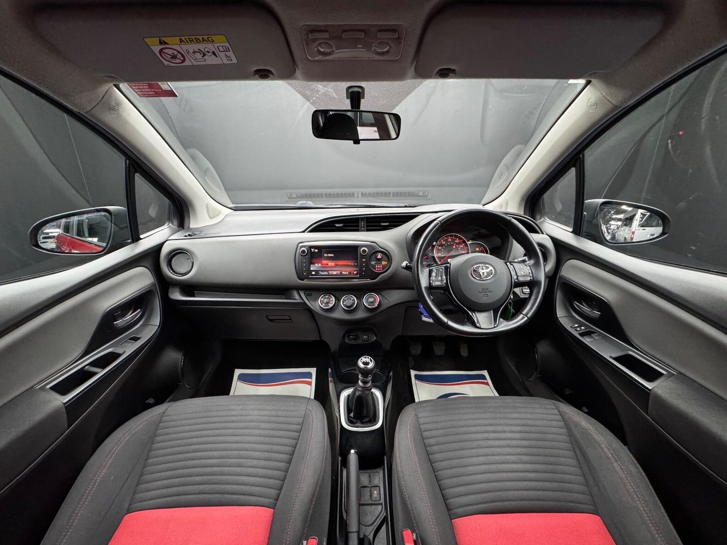 Used Toyota Yaris 2015 for sale - 77396407: Photo 17