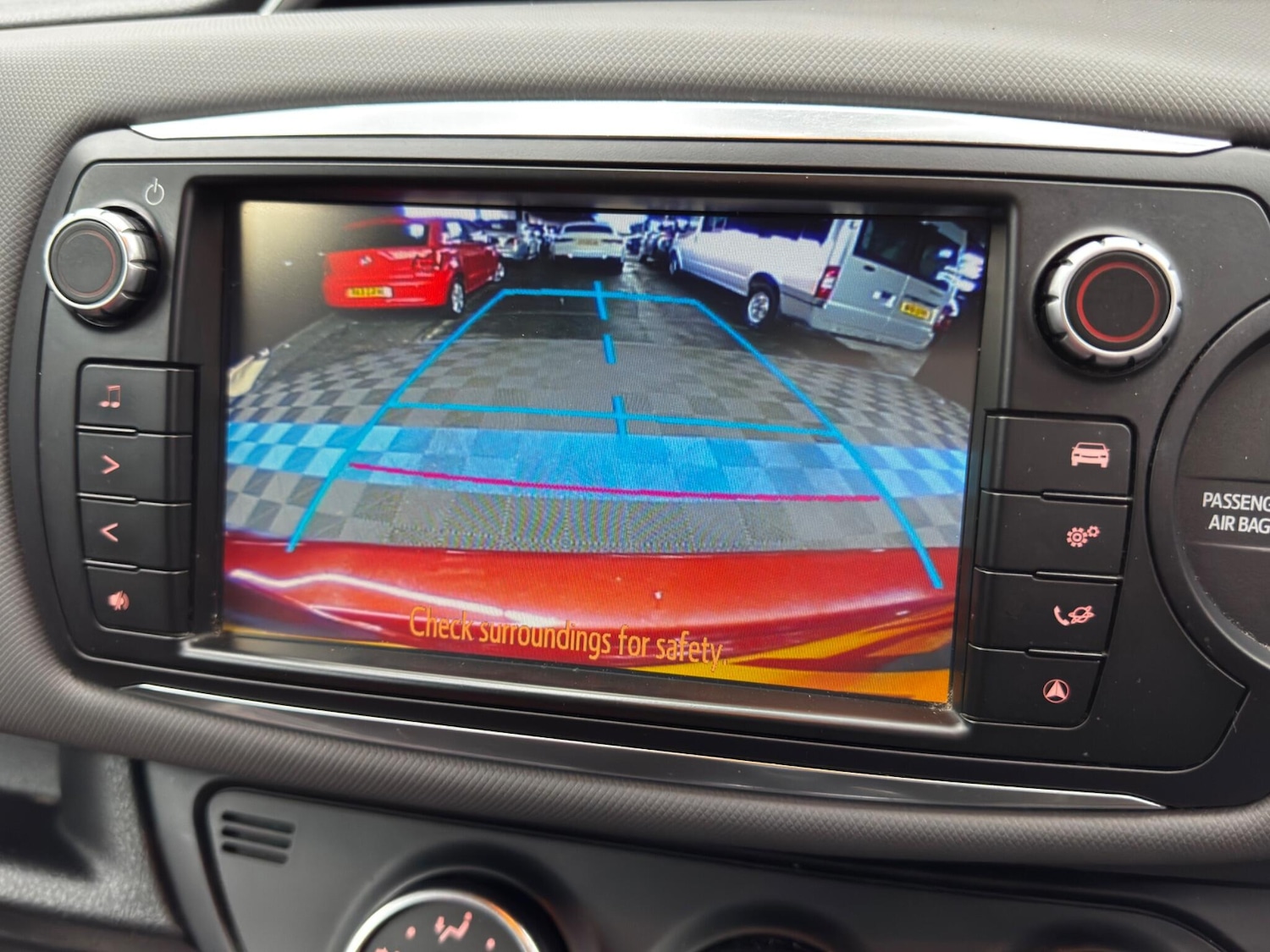 Used Toyota Yaris 2015 for sale - 77396407: Photo 30