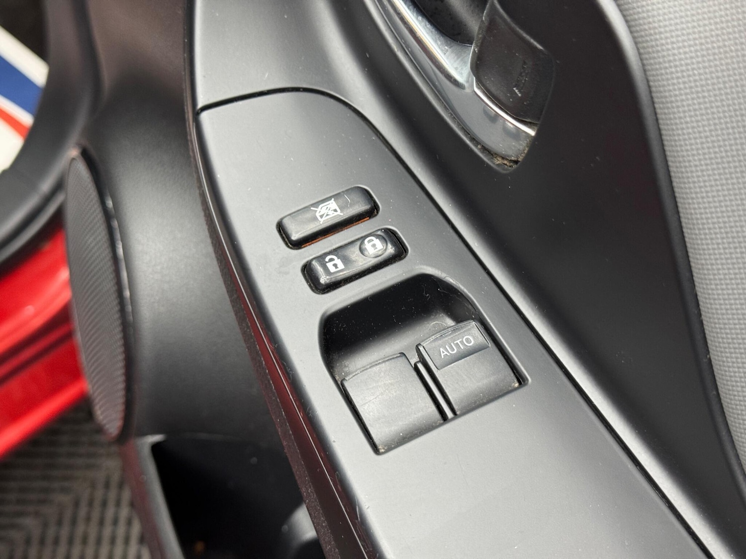 Used Toyota Yaris 2015 for sale - 77396407: Photo 35