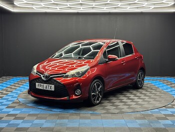 Used Toyota Yaris 2015 for sale - 77396407: Photo