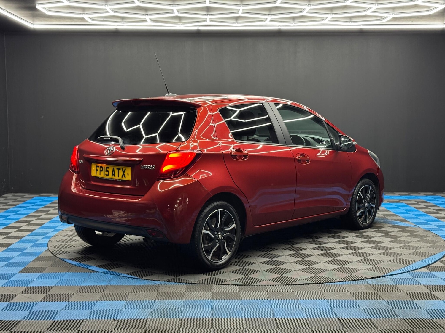 Used Toyota Yaris 2015 for sale - 77396407: Photo 5