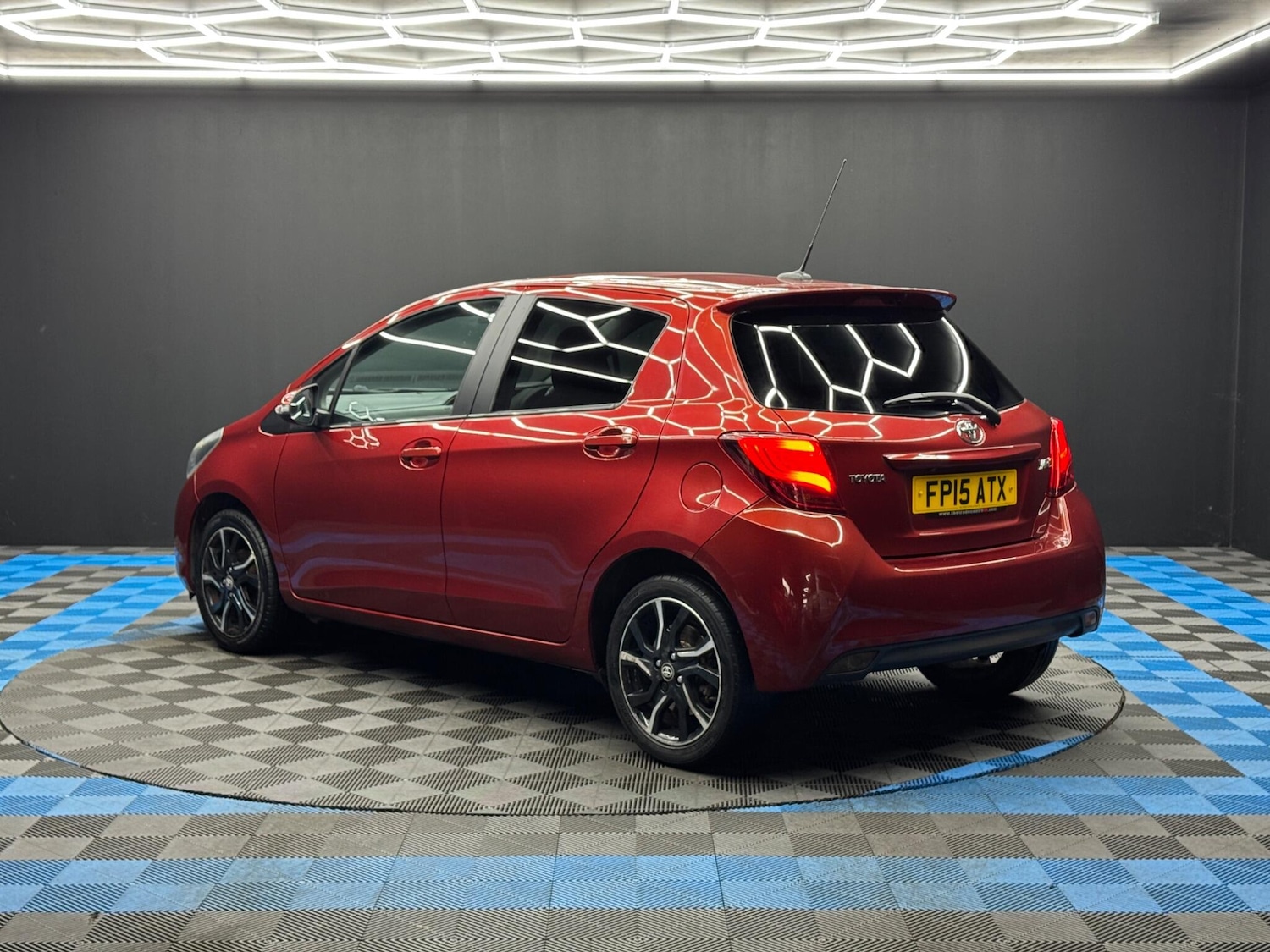 Used Toyota Yaris 2015 for sale - 77396407: Photo 7