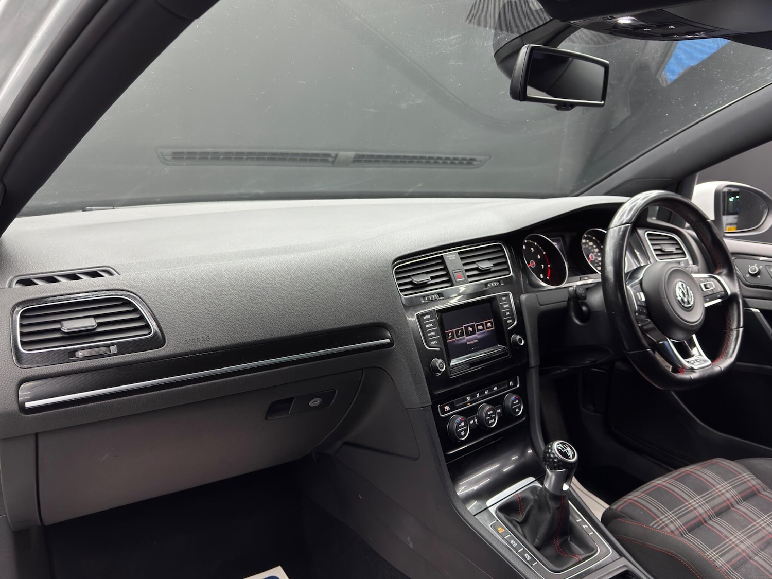 Used Volkswagen Golf 2014 for sale - 77238485: Photo 11