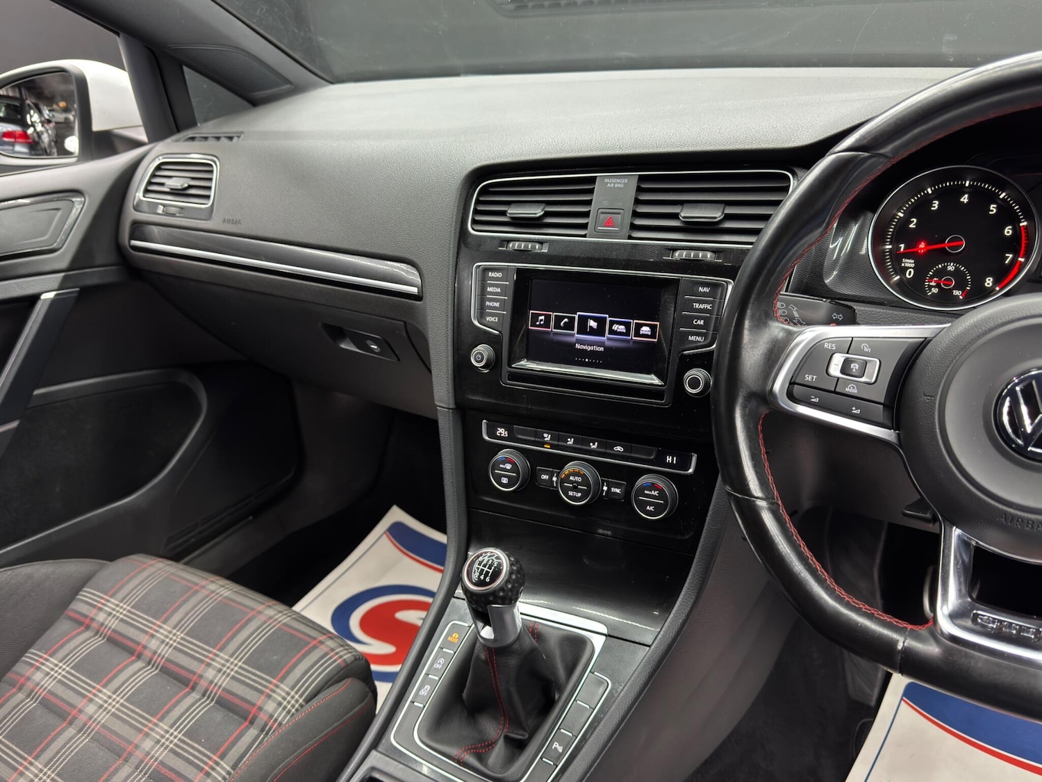 Used Volkswagen Golf 2014 for sale - 77238485: Photo 22