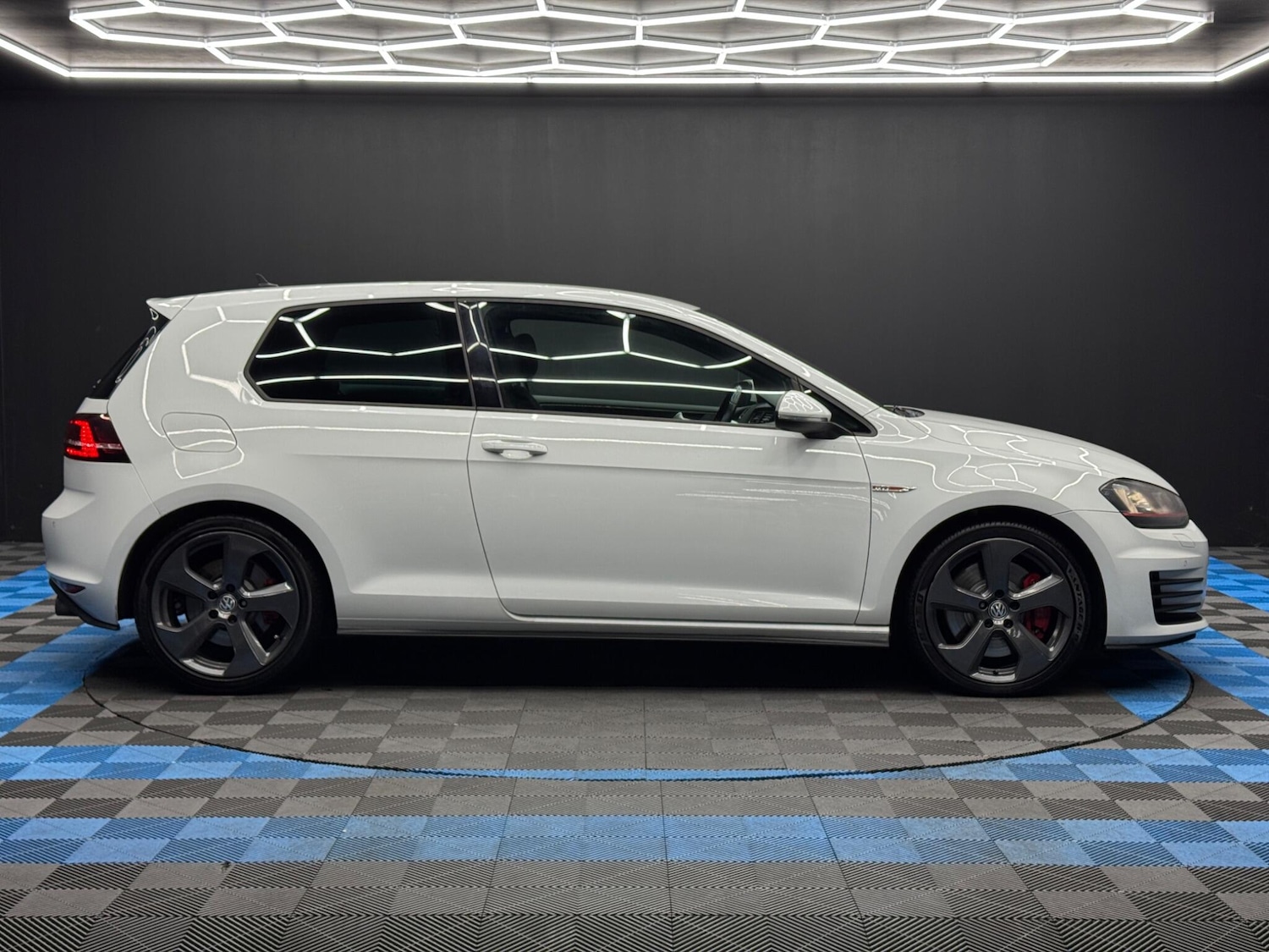 Used Volkswagen Golf 2014 for sale - 77238485: Photo 4