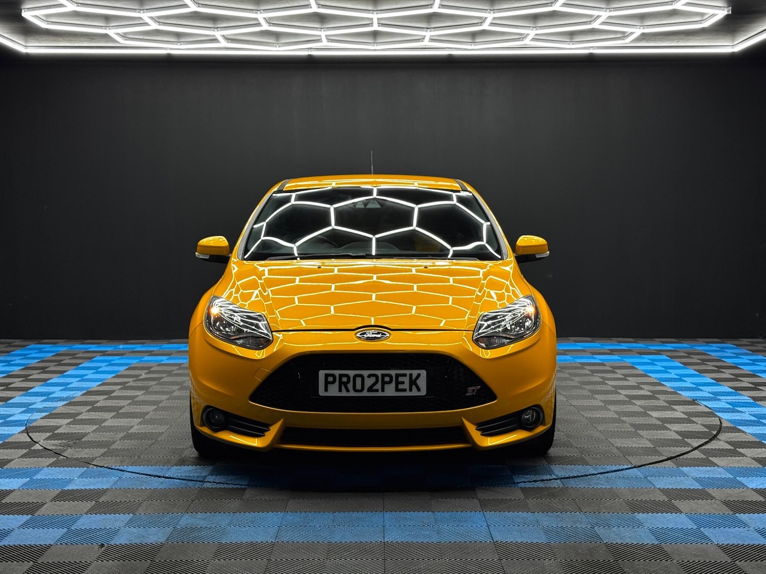 Used Ford Focus 2013 for sale - 76913807: Photo 2