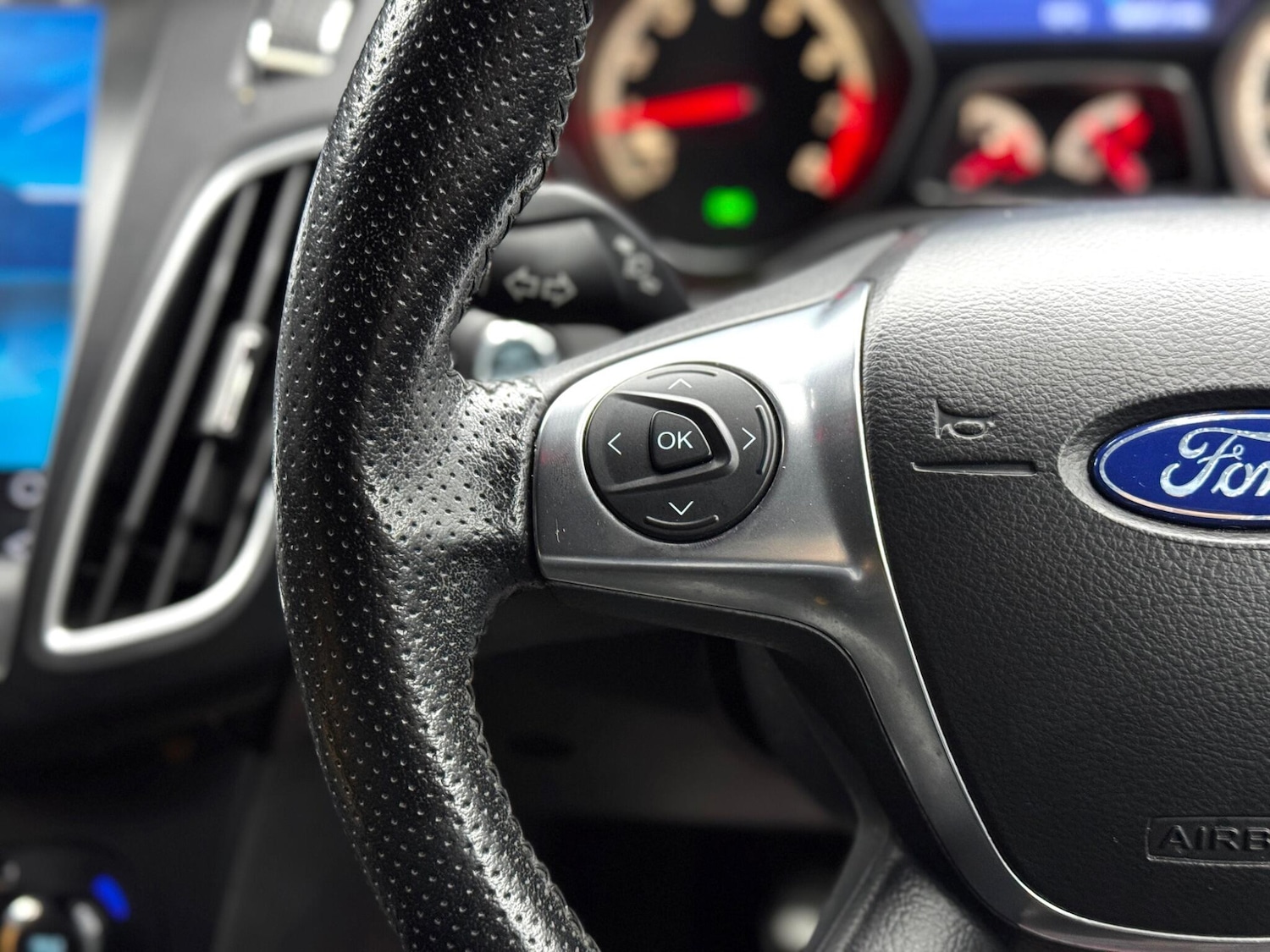 Used Ford Focus 2013 for sale - 76913807: Photo 20