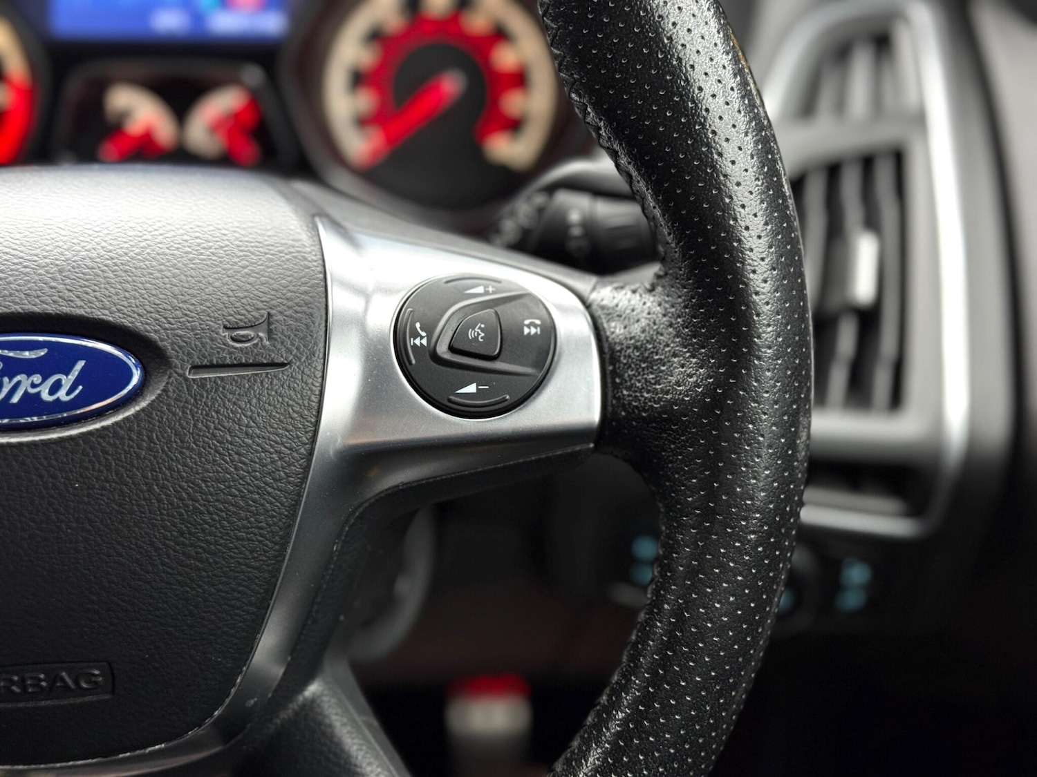 Used Ford Focus 2013 for sale - 76913807: Photo 21