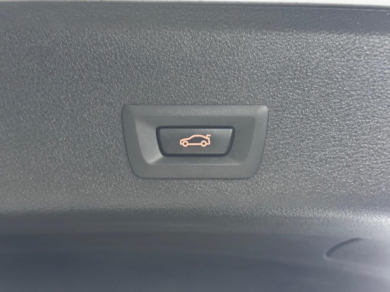 Used BMW X4 2017 for sale - 76620438: Photo 39