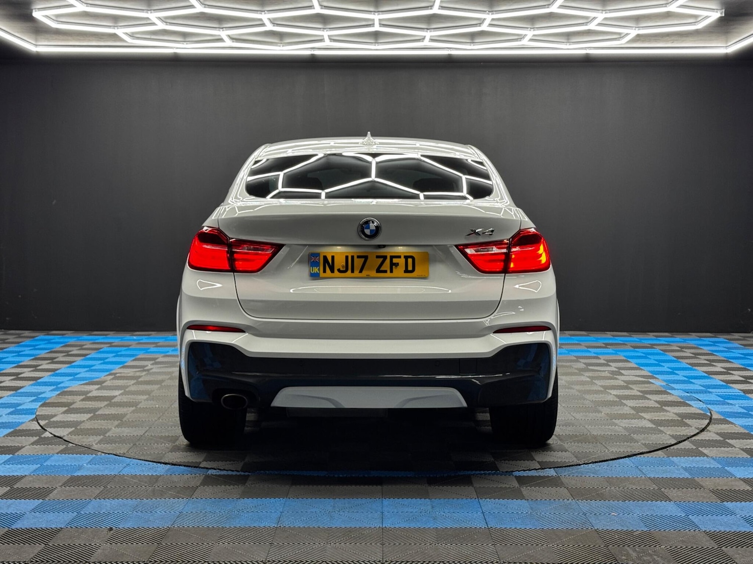 Used BMW X4 2017 for sale - 76620438: Photo 6