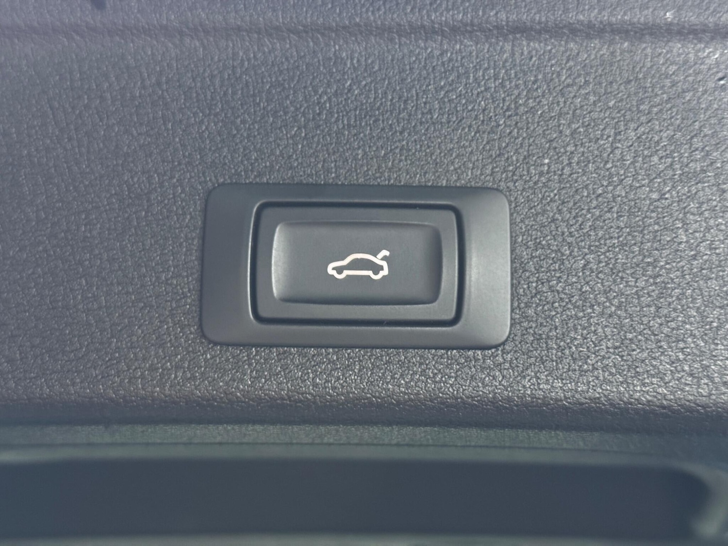 Used Audi A4 2017 for sale - 77696127: Photo 38