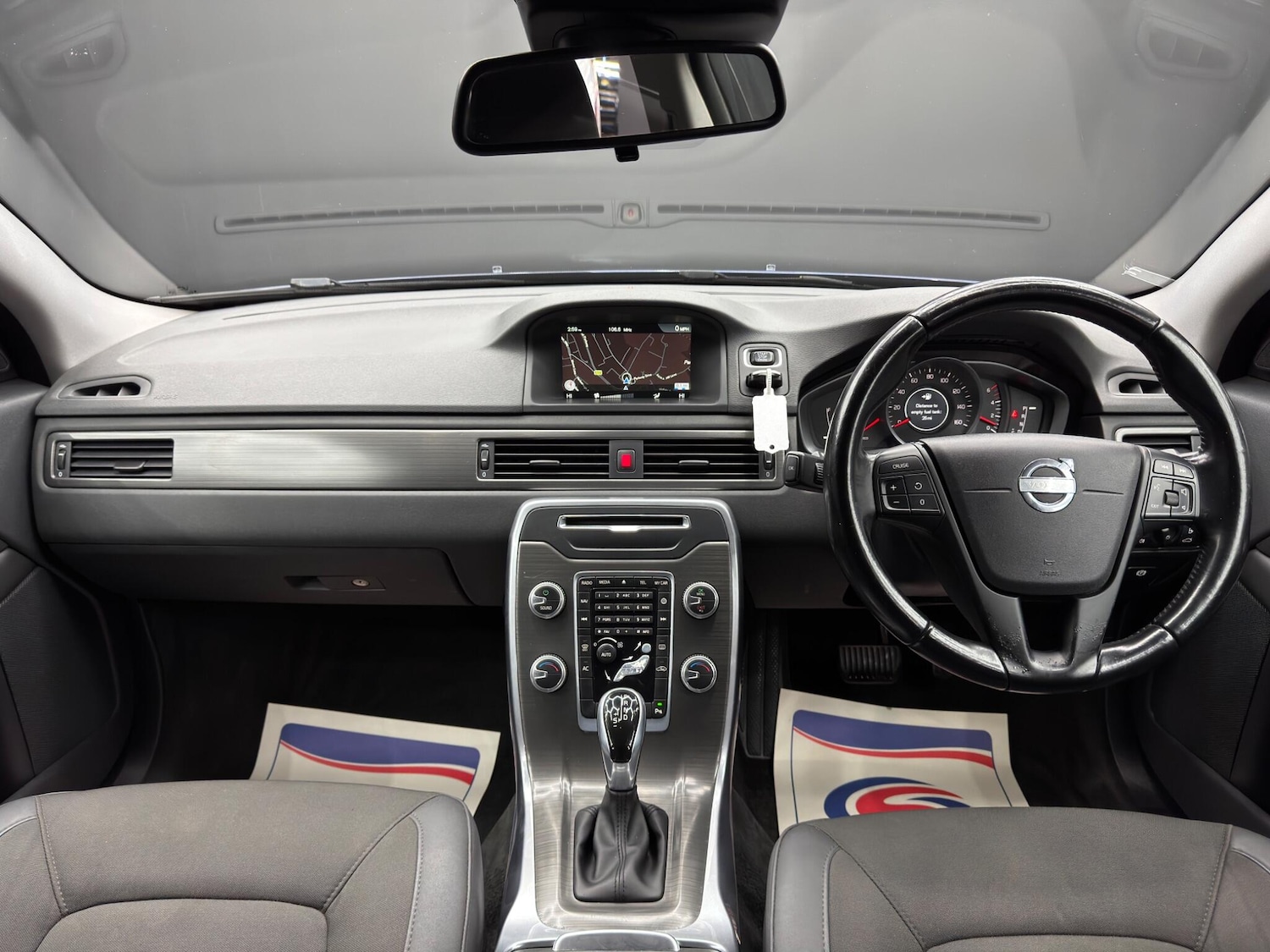 Used Volvo V70 2015 for sale - 77994370: Photo 10