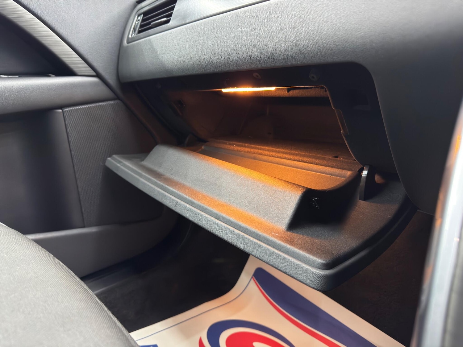 Used Volvo V70 2015 for sale - 77994370: Photo 34