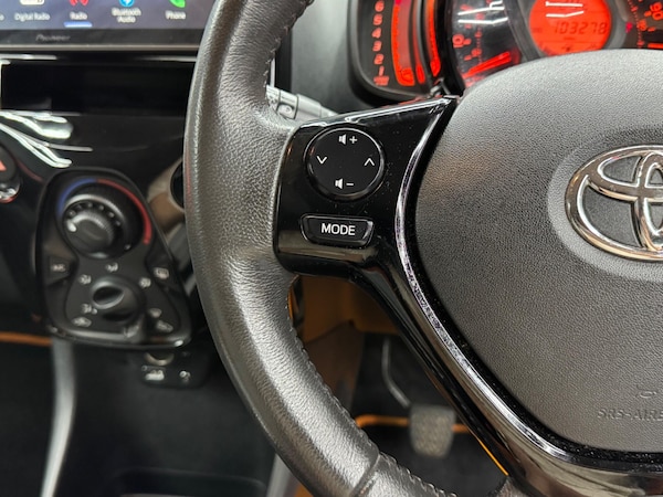 Used Toyota AYGO 2015 for sale - 75563776: Photo 20