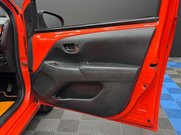 Used Toyota AYGO 2015 for sale - 75563776: Photo 34