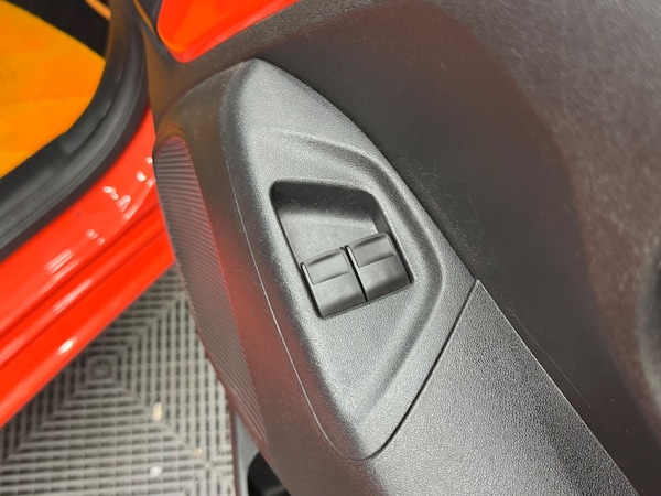 Used Toyota AYGO 2015 for sale - 75563776: Photo 35