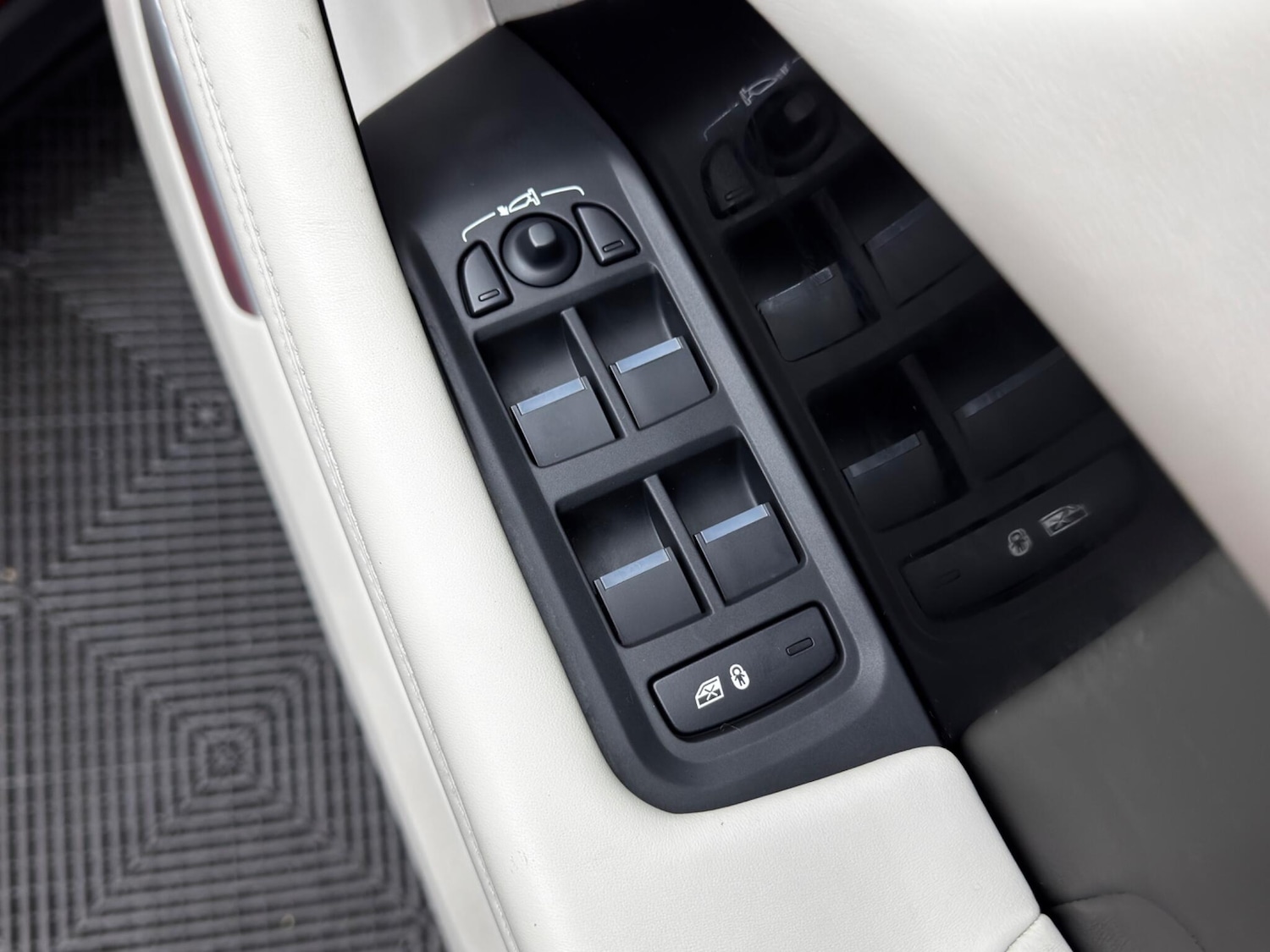 Used Jaguar I-Pace 2021 for sale - 76964625: Photo 44