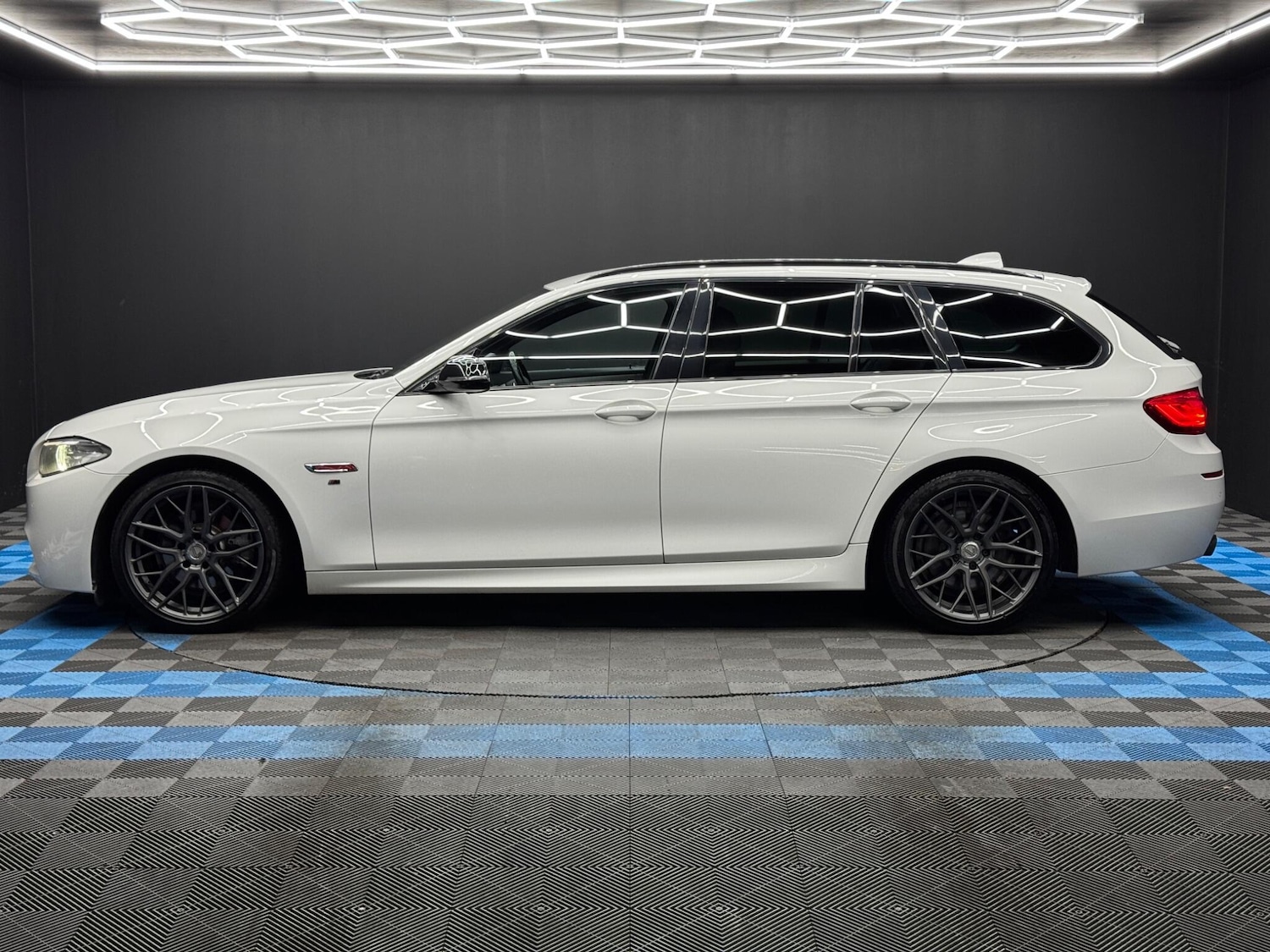 Used BMW 5 Series for sale - 77658744: Photo 8