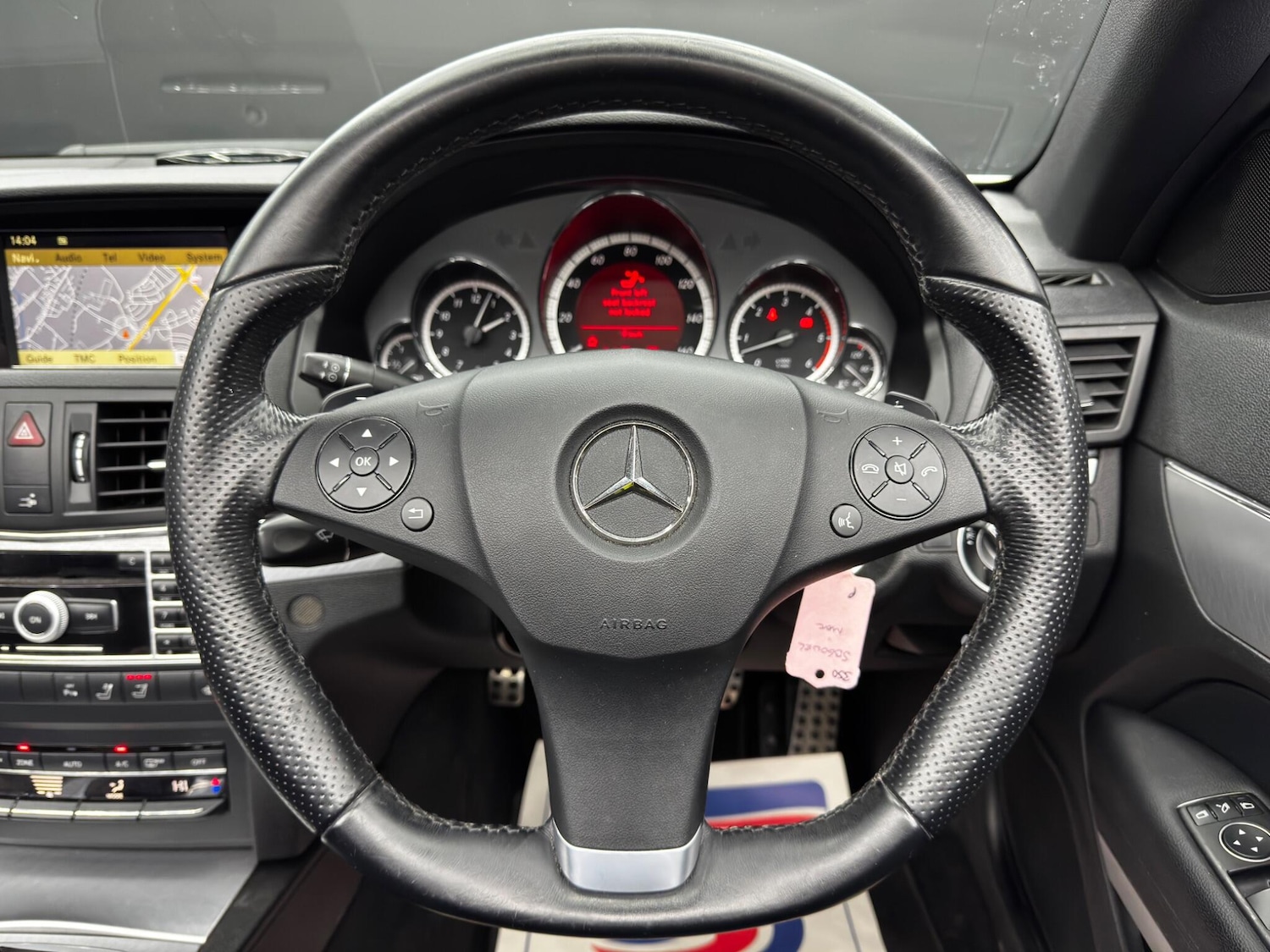 Used Mercedes-Benz E Class 2011 for sale - 76802130: Photo 18