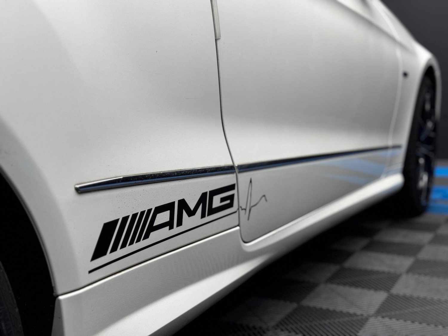 Used Mercedes-Benz E Class 2011 for sale - 76802130: Photo 35