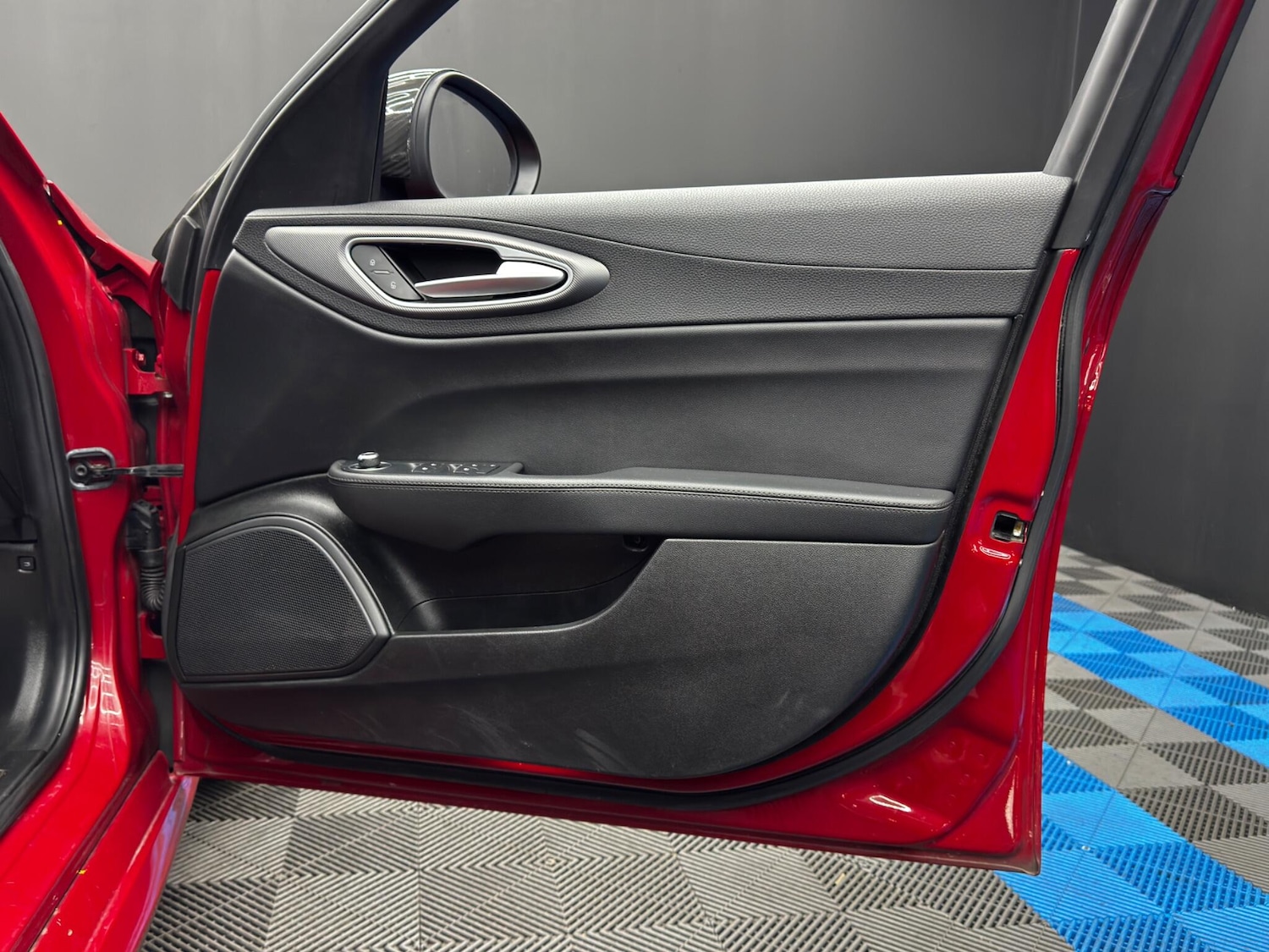 Used Alfa Romeo Giulia for sale - 77823964: Photo 41