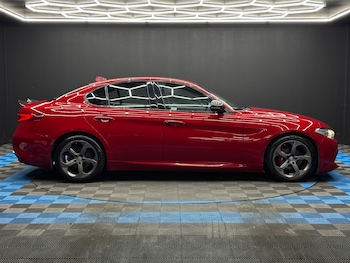 Used Alfa Romeo Giulia 2017 for sale - 77823964: Photo