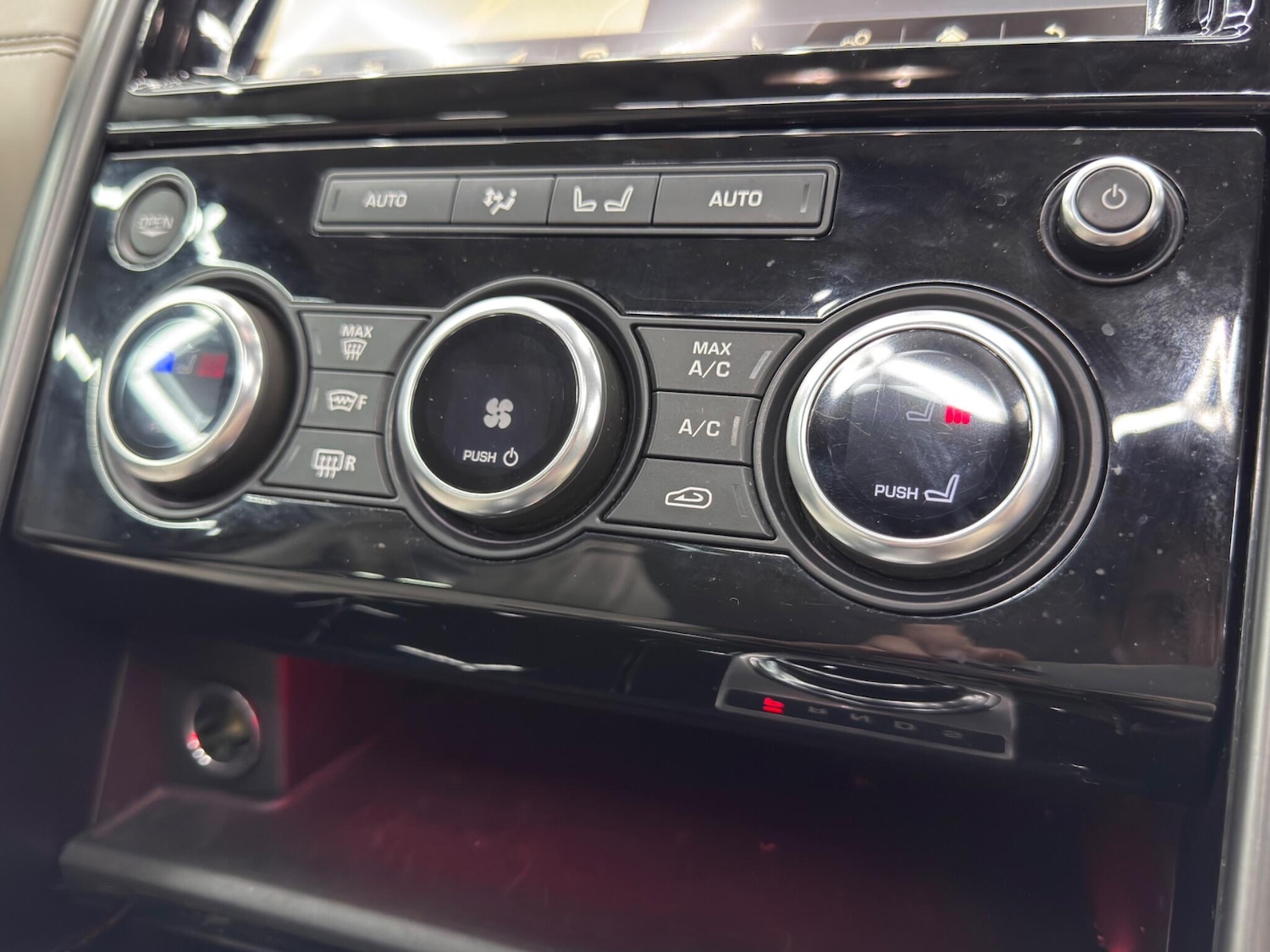 Used Land Rover Discovery 2017 for sale - 76995785: Photo 29