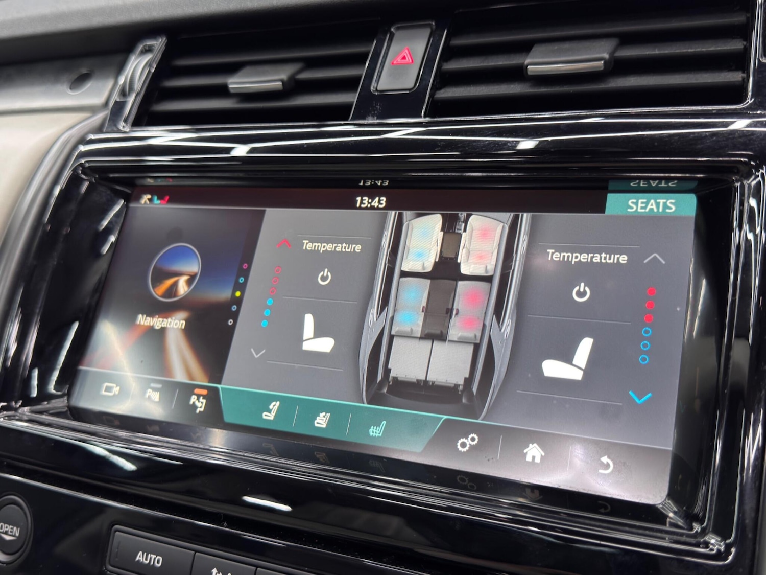 Used Land Rover Discovery 2017 for sale - 76995785: Photo 37