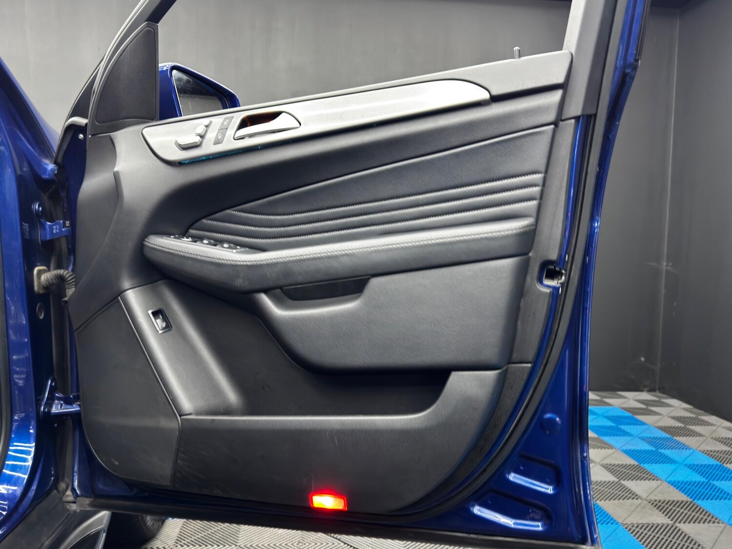 Used Mercedes-Benz GLE 2017 for sale - 76913214: Photo 40