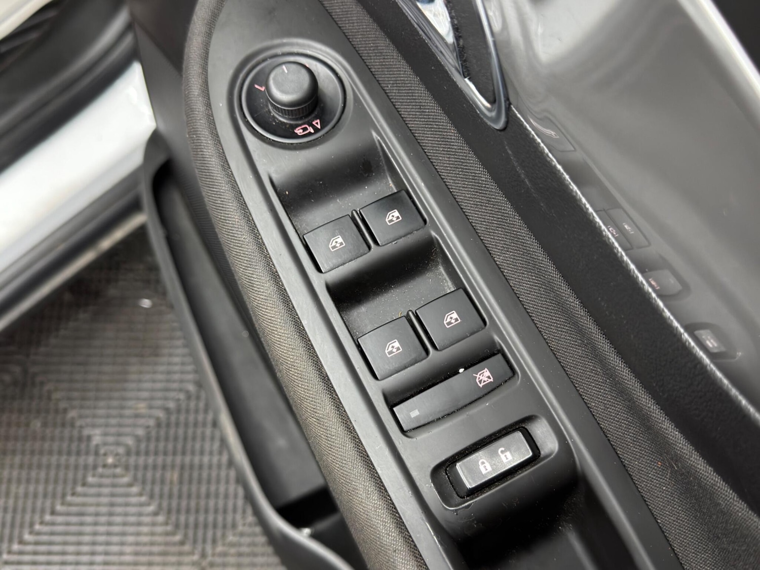 Used Vauxhall Mokka 2013 for sale - 78086109: Photo 34