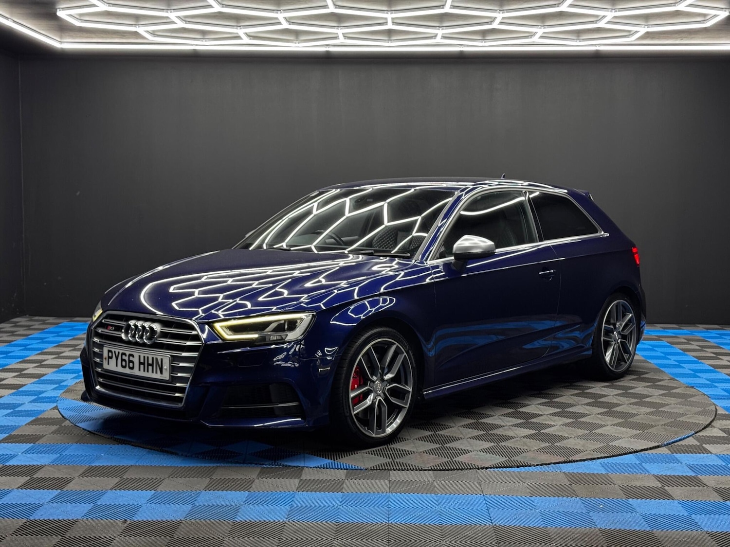 Used Audi S3 2017 for sale - 76012108: Photo 3