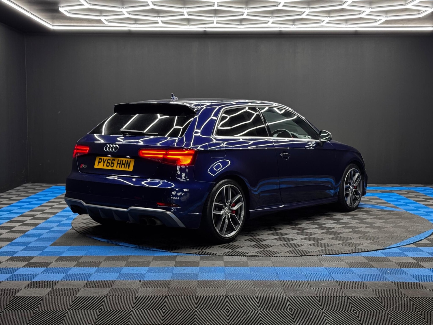 Used Audi S3 2017 for sale - 76012108: Photo 5