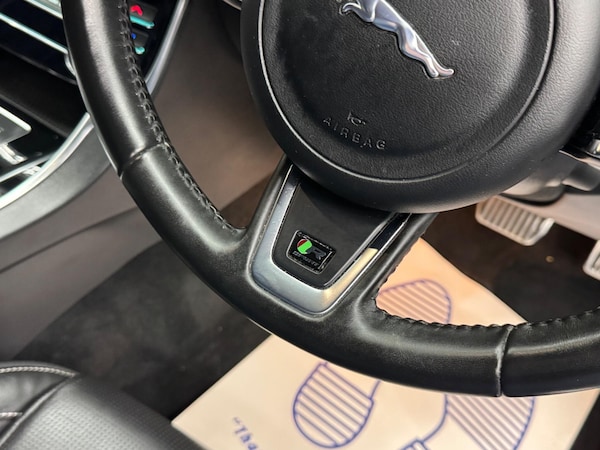 Used Jaguar XF 2018 for sale - 76200267: Photo 22