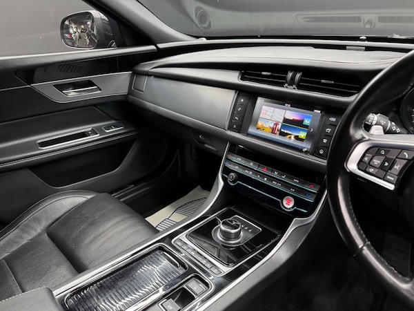 Used Jaguar XF 2018 for sale - 76200267: Photo 24