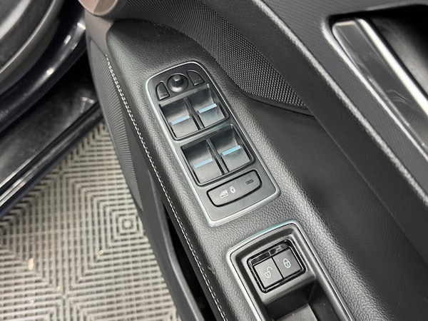 Used Jaguar XF 2018 for sale - 76200267: Photo 38