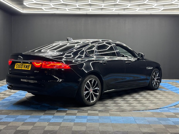 Used Jaguar XF 2018 for sale - 76200267: Photo 5