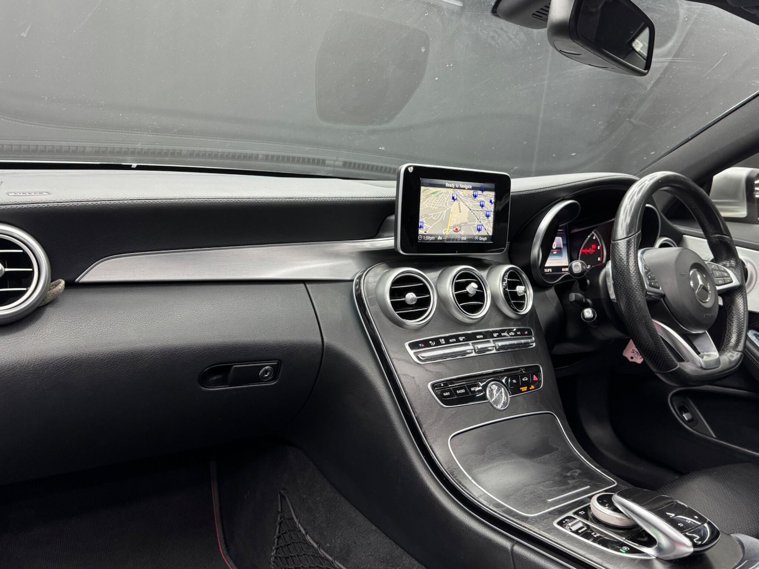 Used Mercedes-Benz C-Class 2015 for sale - 76152579: Photo 11